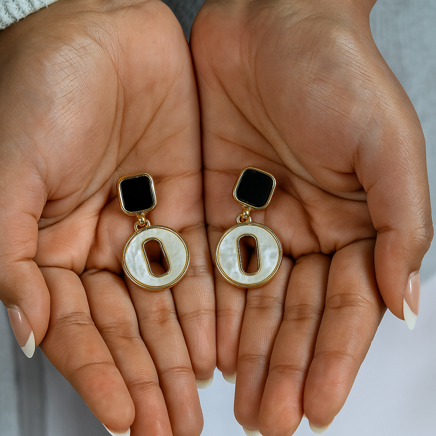 Gold & Black O-Shaped Dangle Earrings: Mother of Pearl, Modern Statement Jewelry